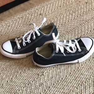 Black Converse All Star sneakers. Size 1
